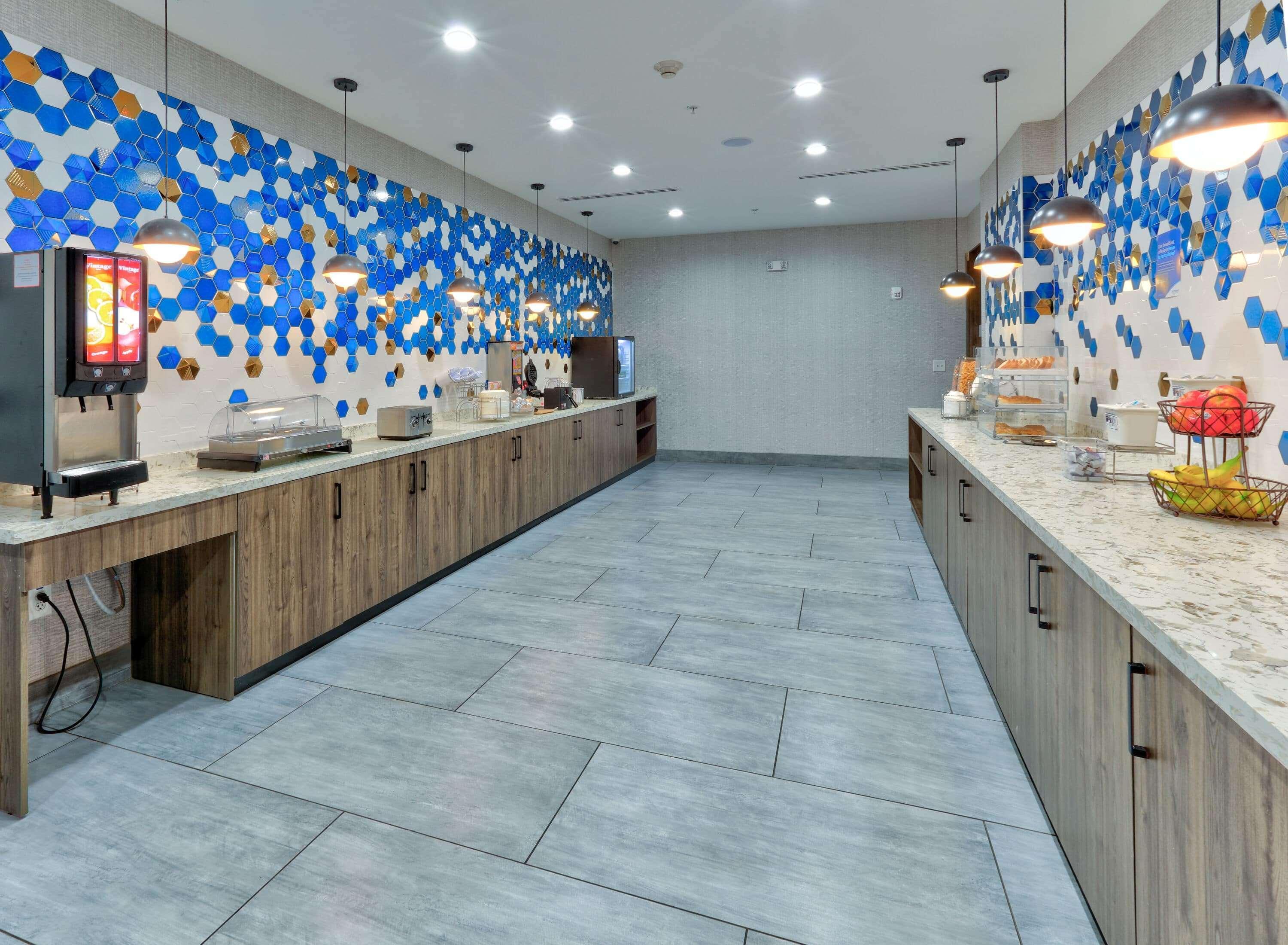 La Quinta Inn & Suites By Wyndham Dallas/Fairpark Exteriör bild