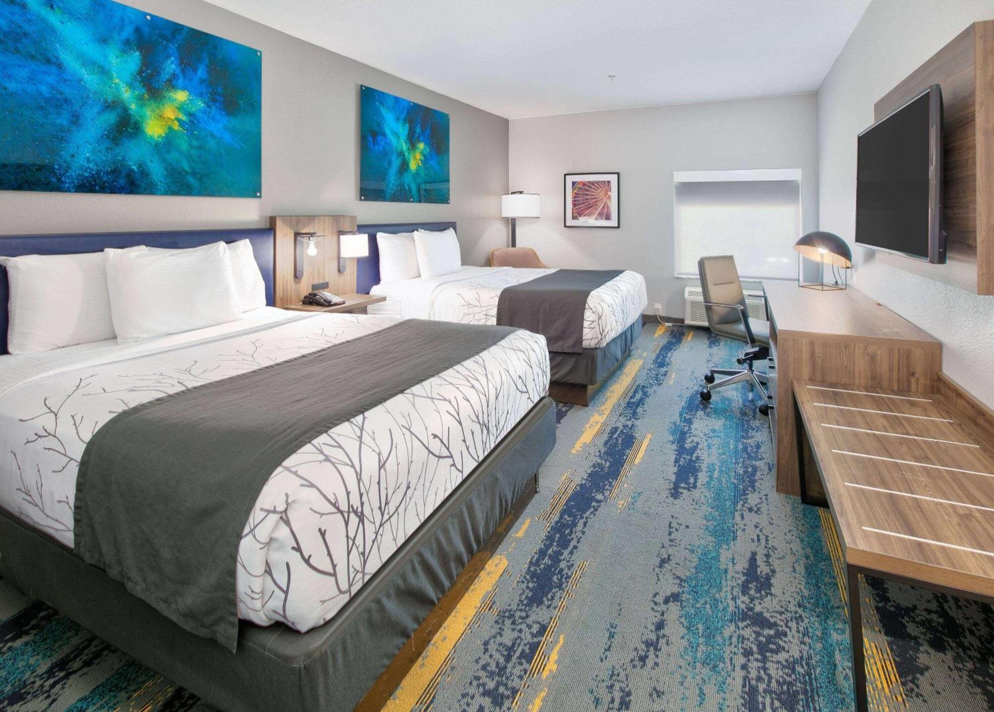 La Quinta Inn & Suites By Wyndham Dallas/Fairpark Exteriör bild